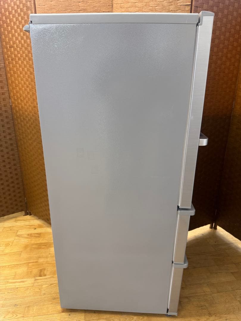 F001 AQUA ３ドア　冷蔵庫　右開き　272L 2020年製　保証付き