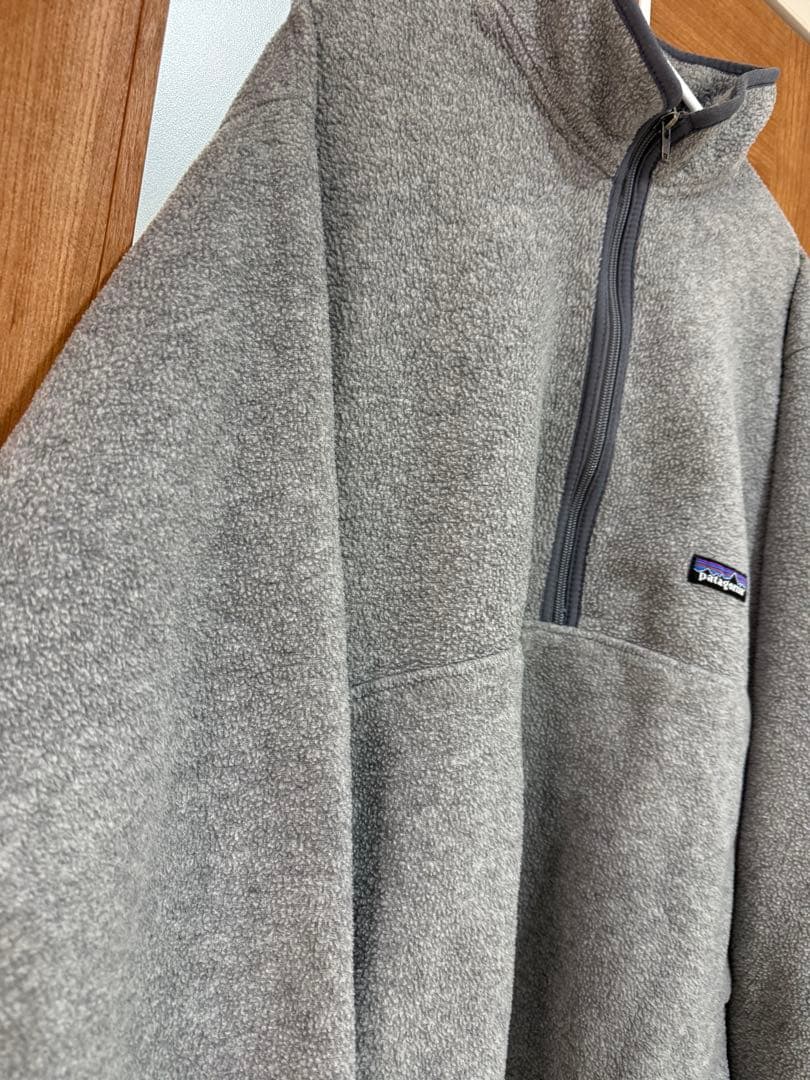 patagoniaパタゴニア　フリース　Lハーフジップ太アーム