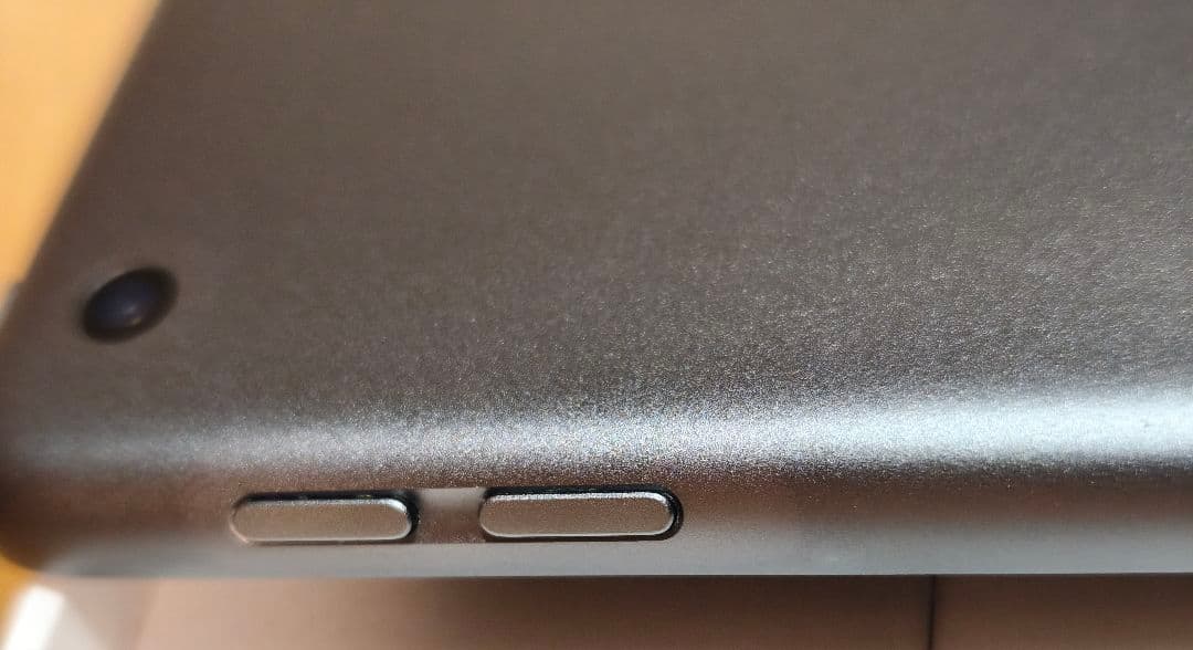 Apple iPad 第7世代　スペースグレー 本体