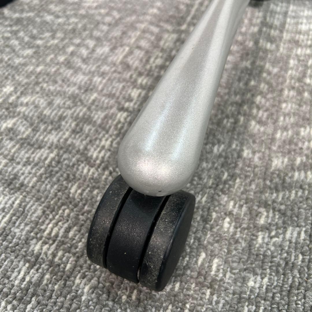 N. エンボディチェア ハーマンミラー ホワイト Embody オレンジ