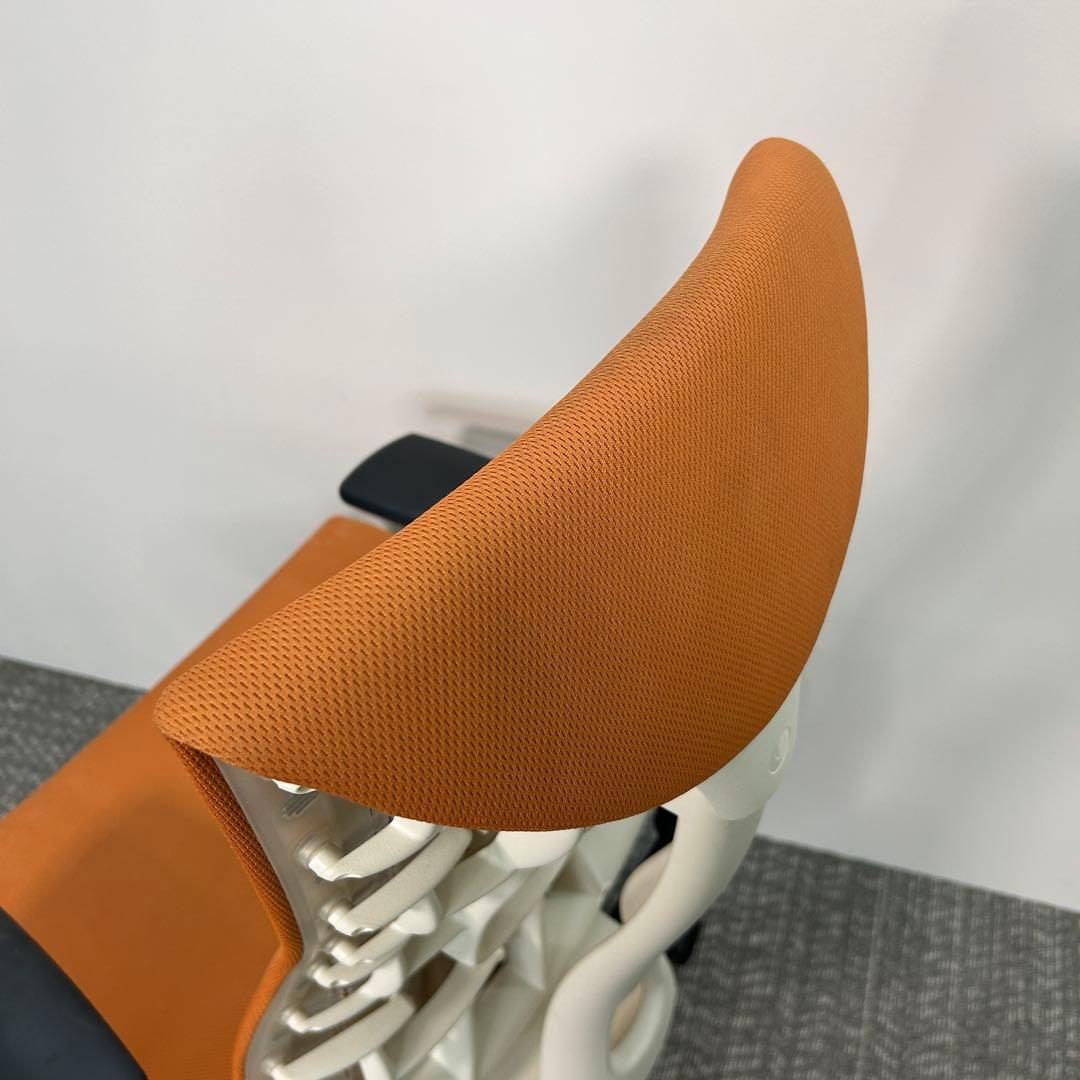 N. エンボディチェア ハーマンミラー ホワイト Embody オレンジ