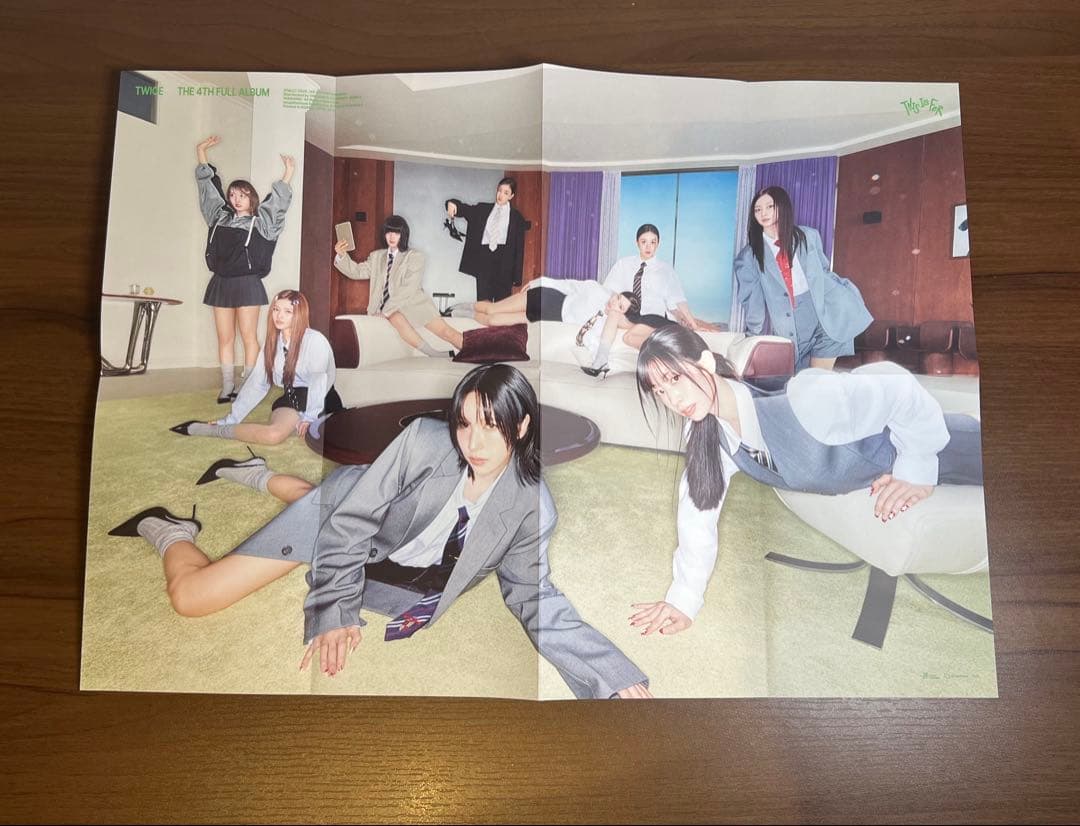 TWICE ジヒョ 直筆サイン入りポストカード&THIS IS FORアルバム