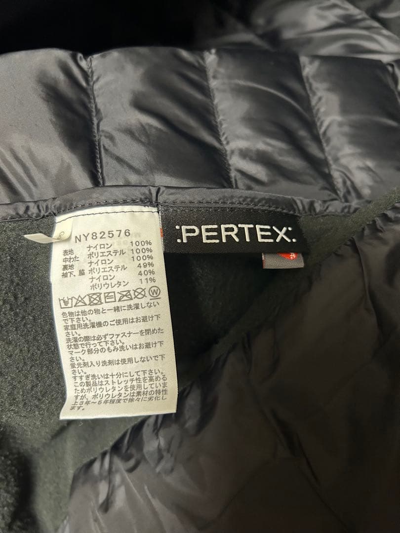 THE NORTH FACE レッドランフーディ（メンズ）