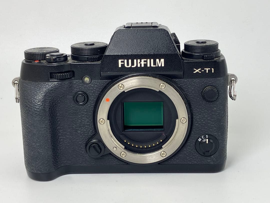 【返品保証・動作確認済】FUJIFILM X-T1 本体