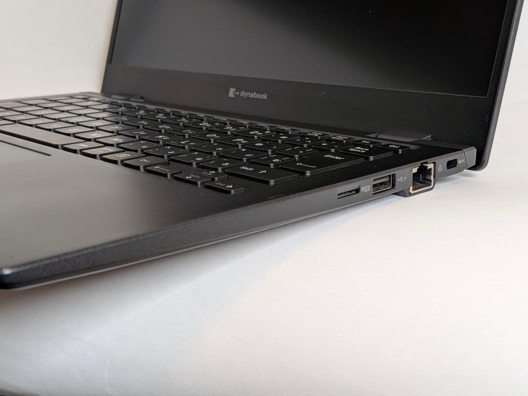 第11世代Core i5 Dynabook G83/HS A70