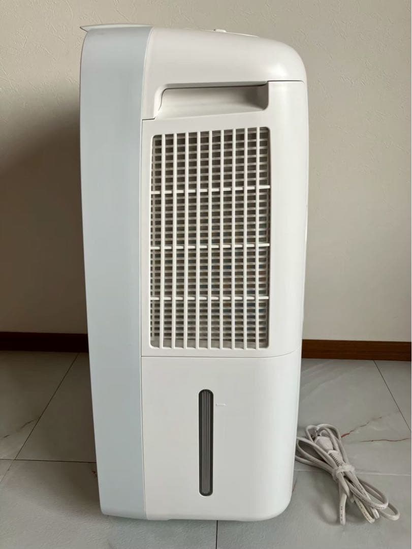 【美品】 SHARP CM-J100W 除湿機