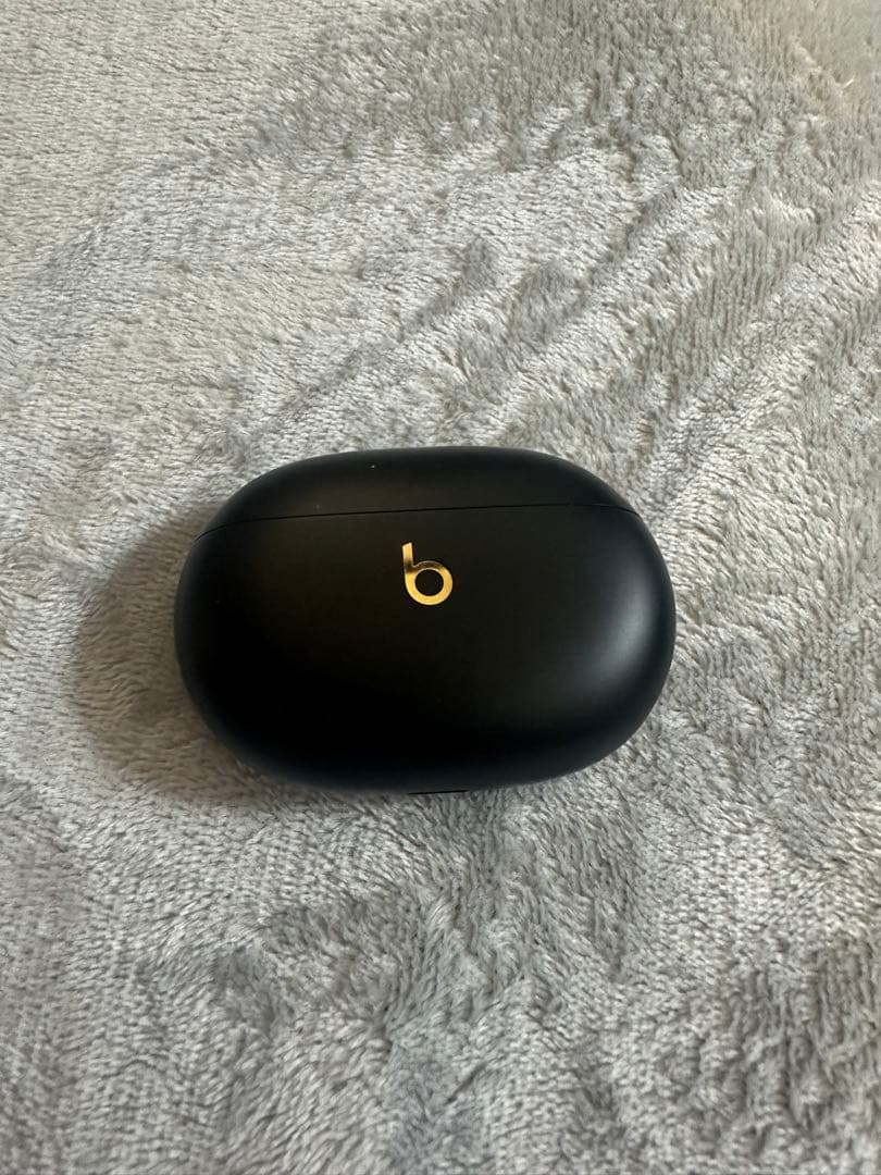 イヤホン beats studio buds+