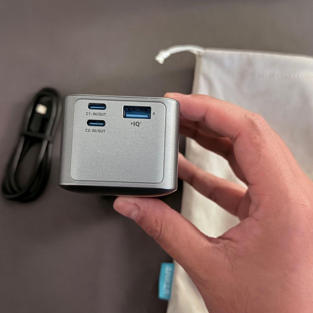 ANKER モバイルバッテリー 充電器