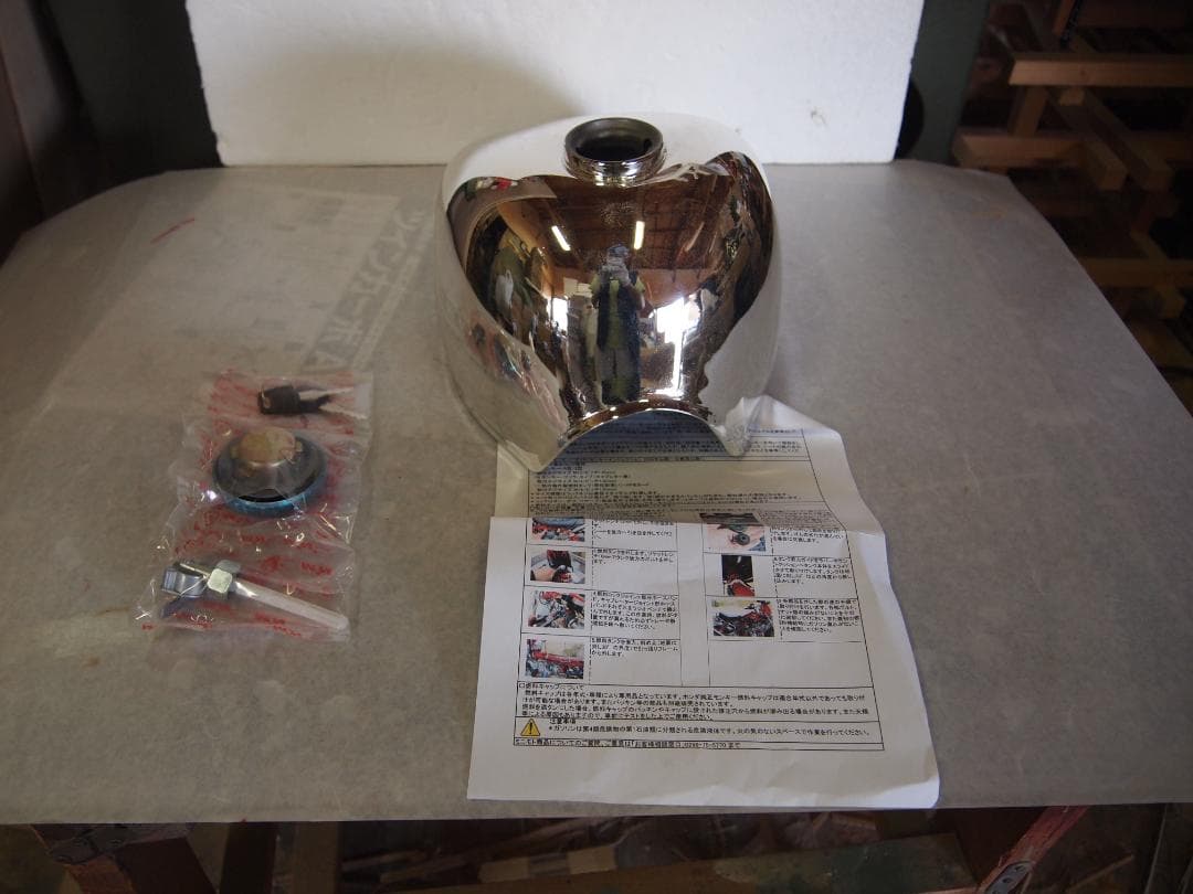 モンキー、ゴリラ、クロムバイクタンク 取り付け説明書付き