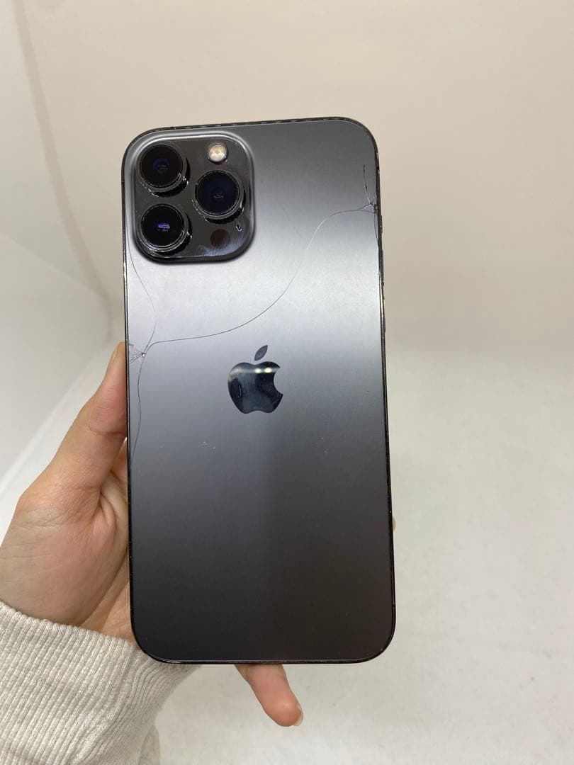 iPhone 13 Pro Max 256GB SIMフリー 70954