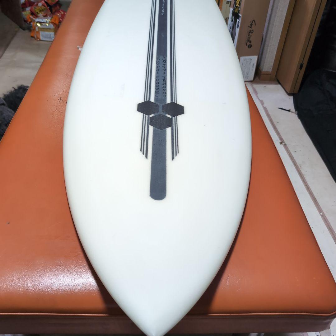 Twin Pin ショートボード 5'7　推奨フィン付き（フューチャー）