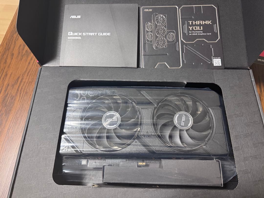 しずくASUS RADEON RX7800XT 16GB DUAL OC