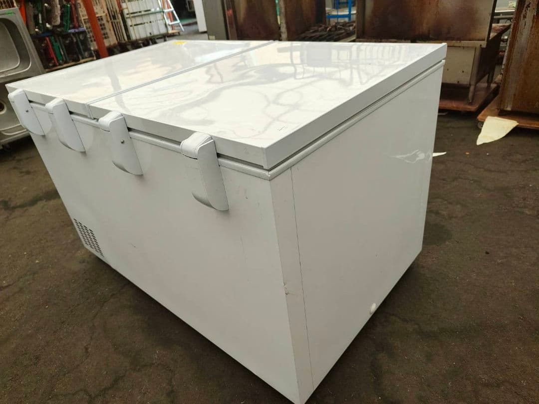 グランド 業務用　キムチ冷蔵庫 GWM-500K 426リットル