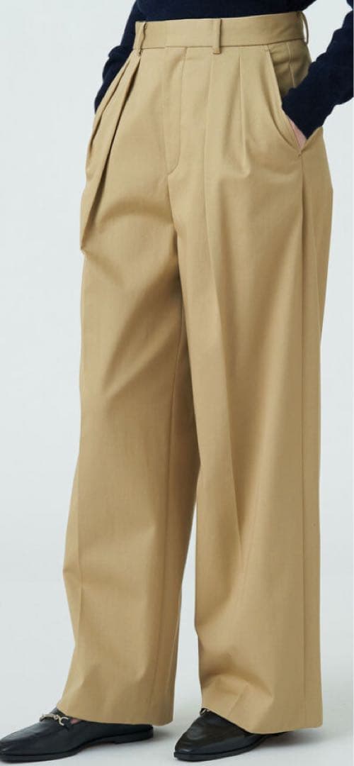 マカフィー　コットンタックチノパンツ　サイズ32