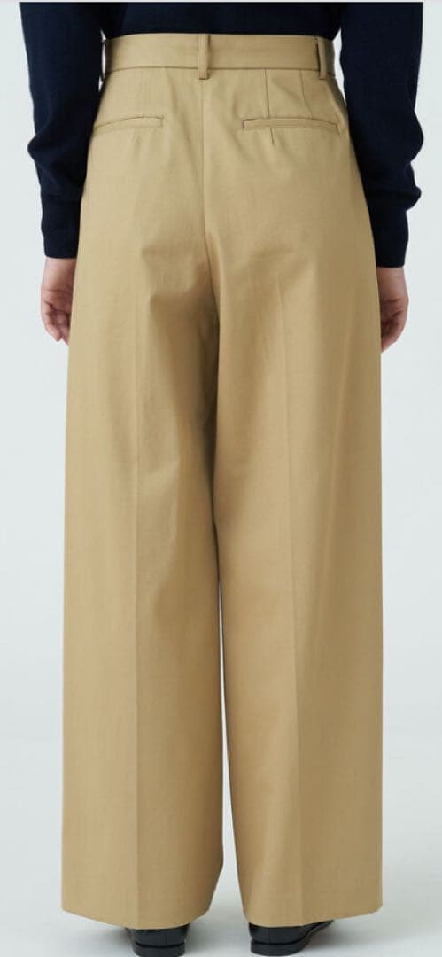 マカフィー　コットンタックチノパンツ　サイズ32