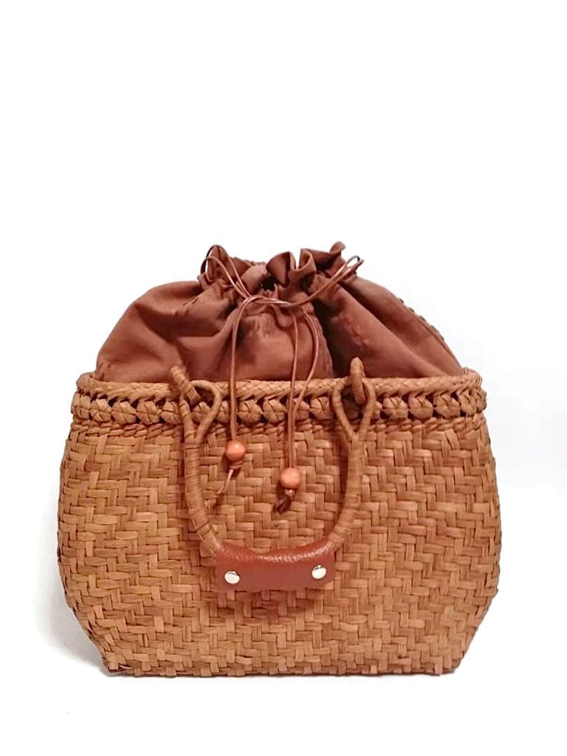 山葡萄バッグ（楕円一段花結び）