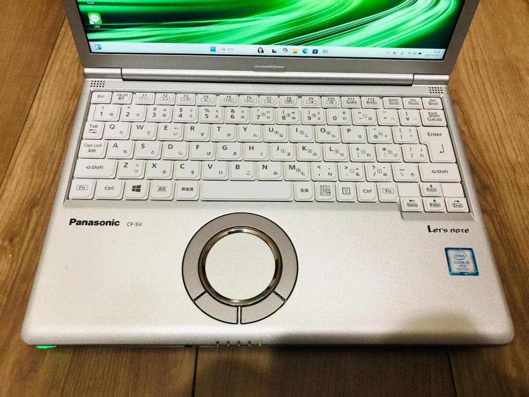 レッツノートSV8 /256GB/16GB/OFFICE2021 バッテリー良好