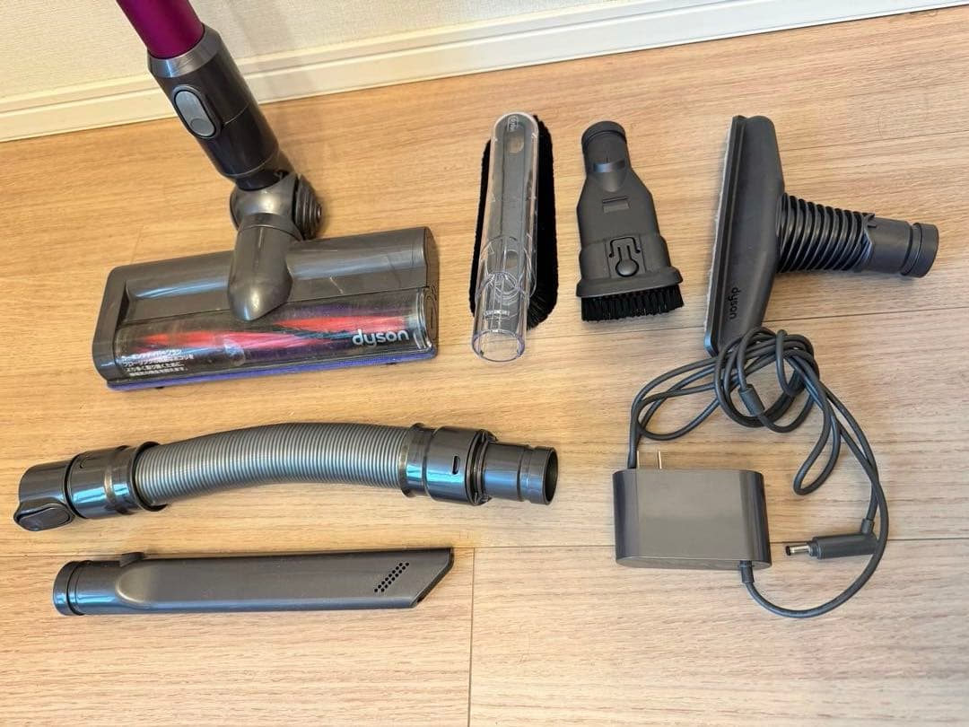 dyson v6 スティッククリーナー SV07