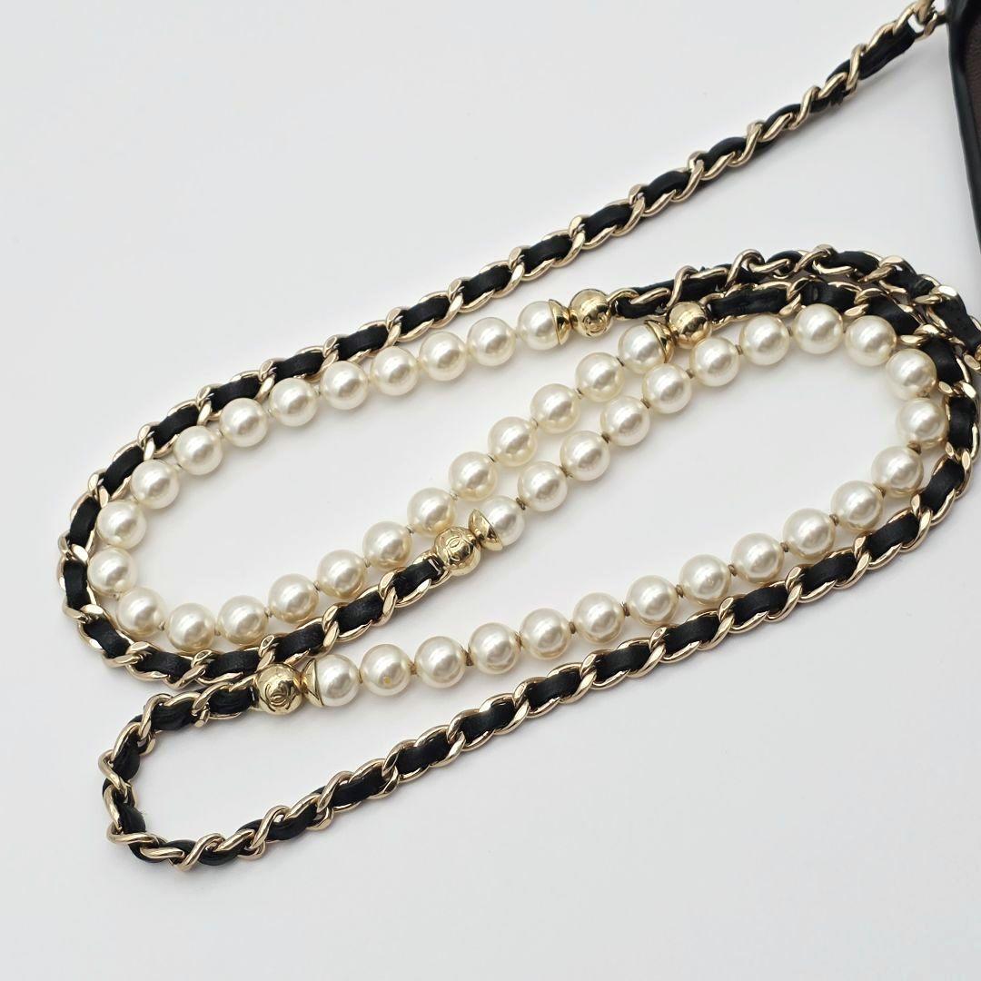 CHANEL iphone14pro ケース マトラッセ チェーン ココマーク