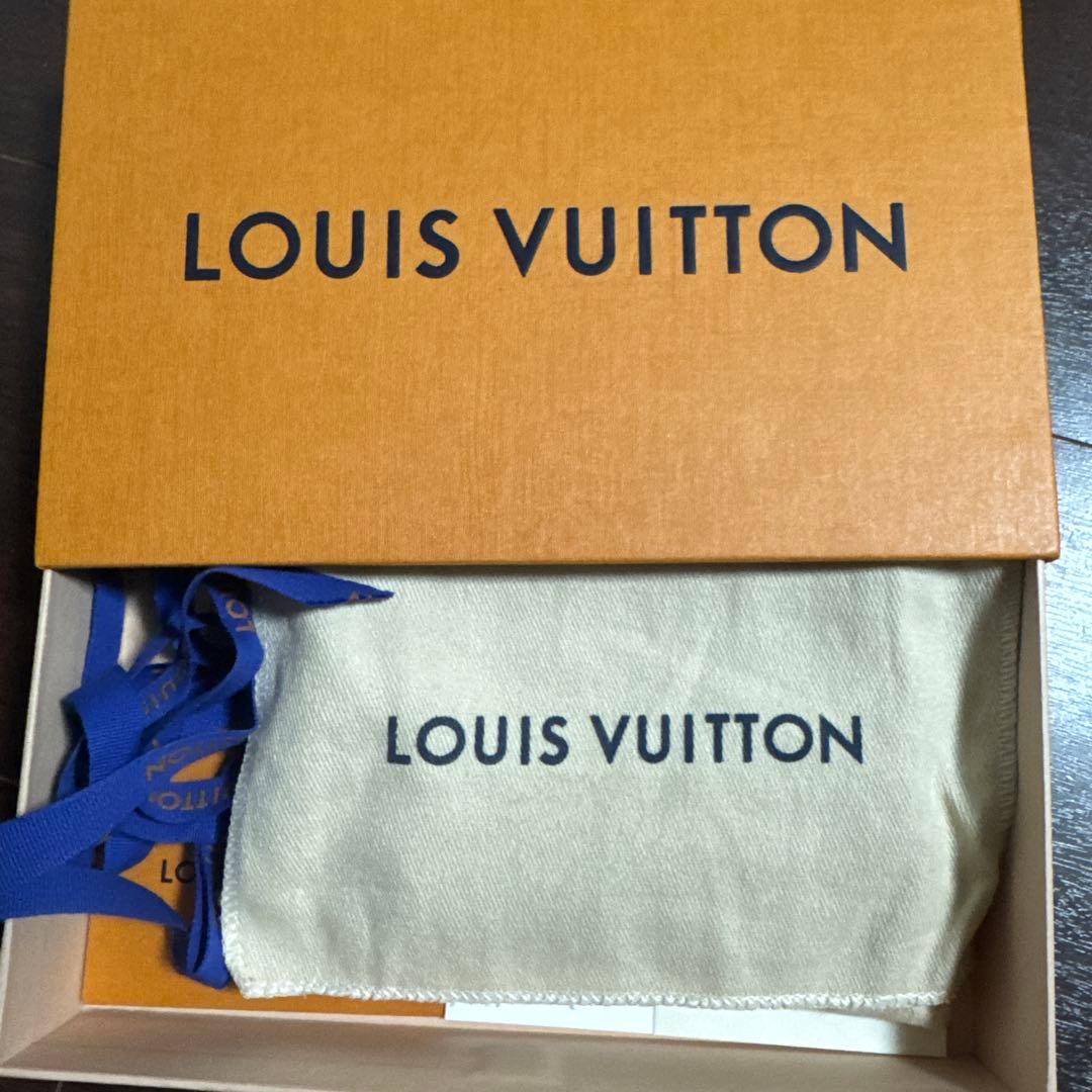 ヴィトン ヴィヴィエンヌ ケース パース 日本限定