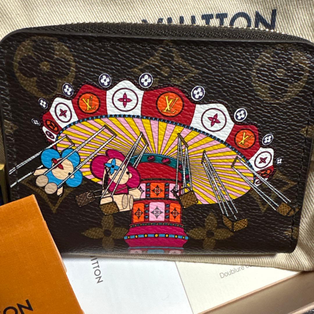 ヴィトン ヴィヴィエンヌ ケース パース 日本限定