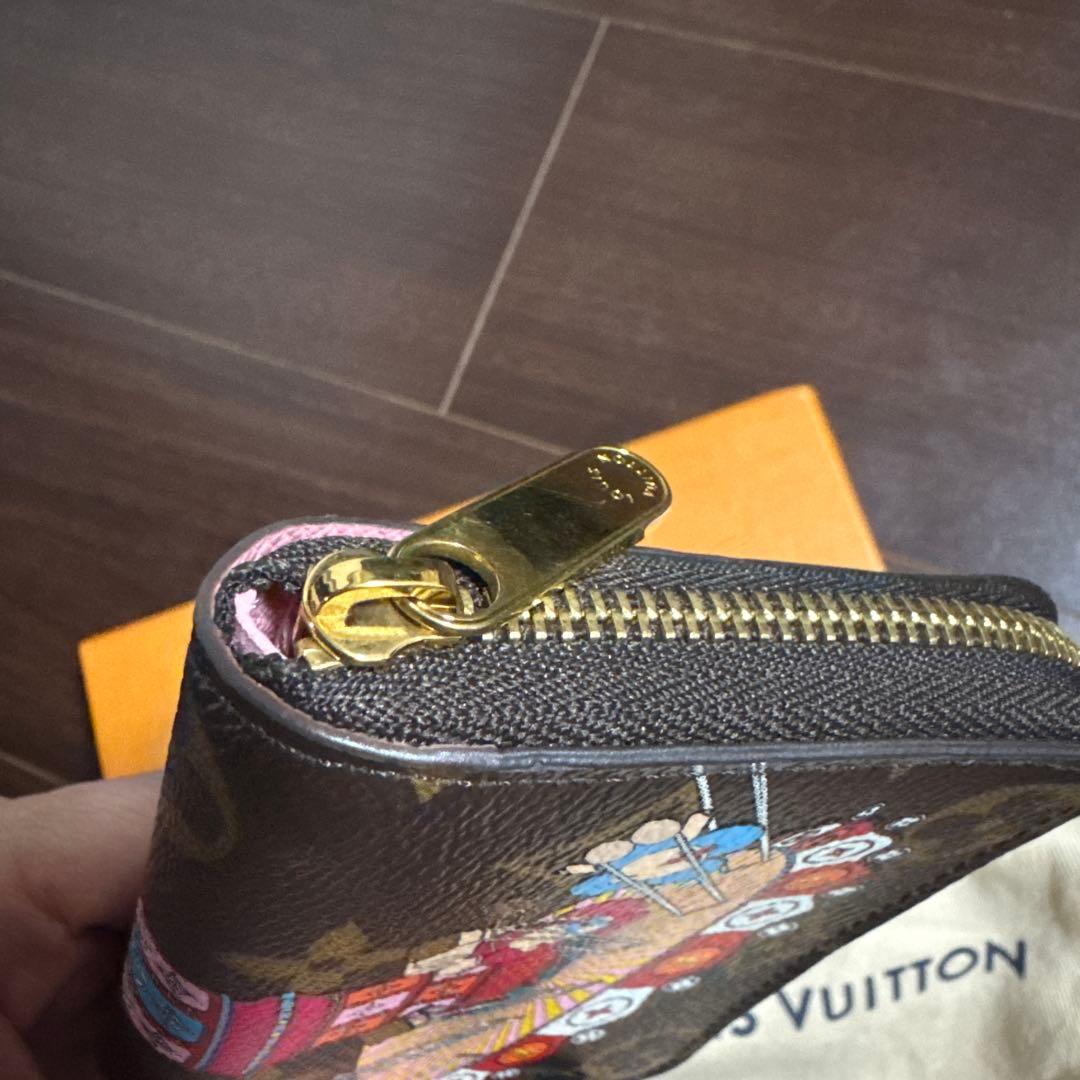 ヴィトン ヴィヴィエンヌ ケース パース 日本限定