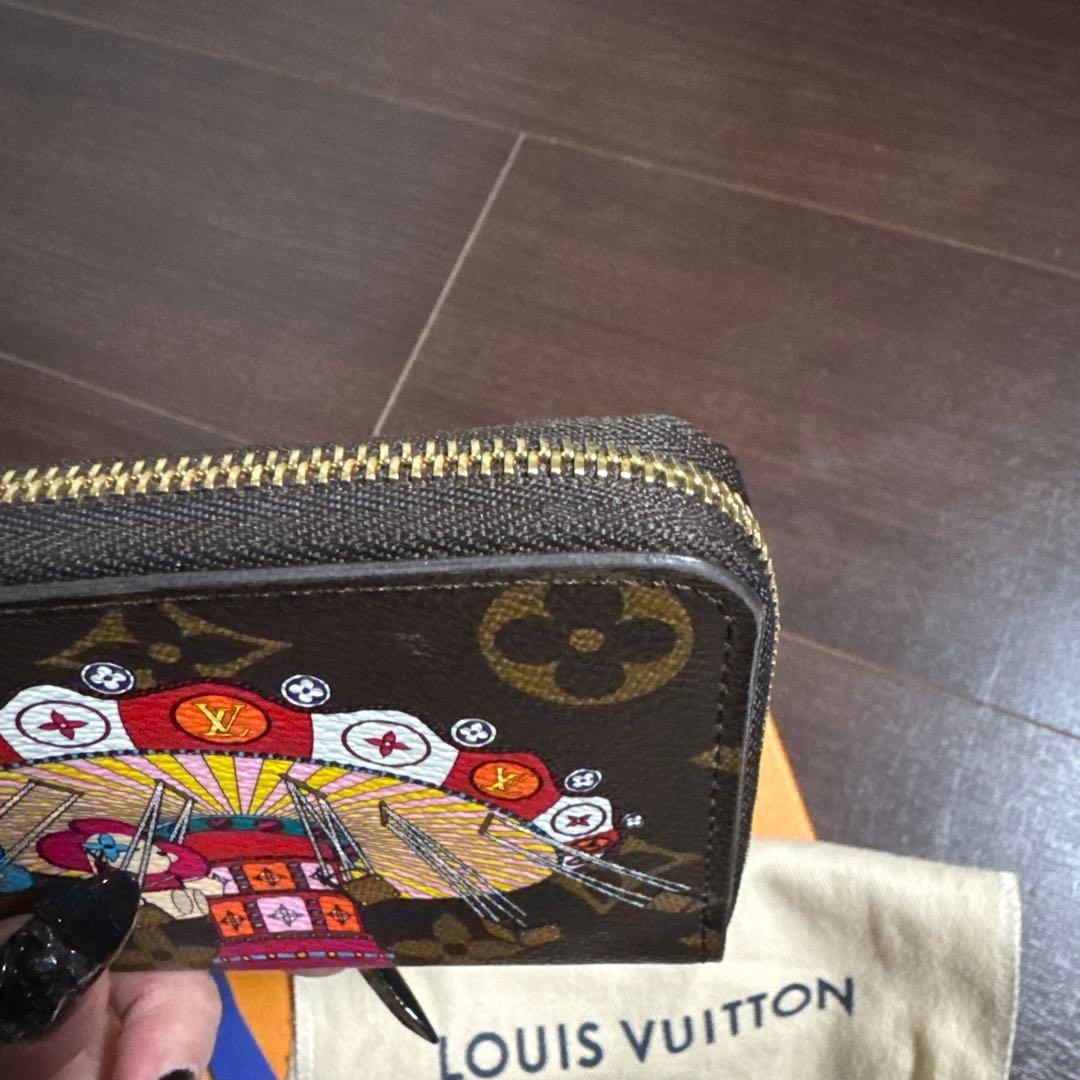 ヴィトン ヴィヴィエンヌ ケース パース 日本限定