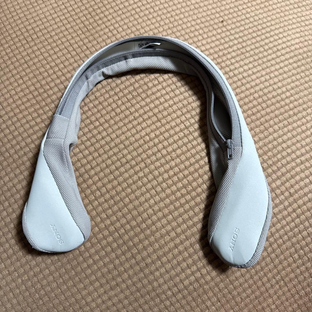 ウェアラブルネックスピーカー　FF7限定モデル