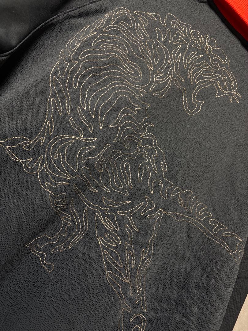 廃盤　未使品級オニツカタイガー トラックジャケット　ジャージ見返りタイガー刺繍