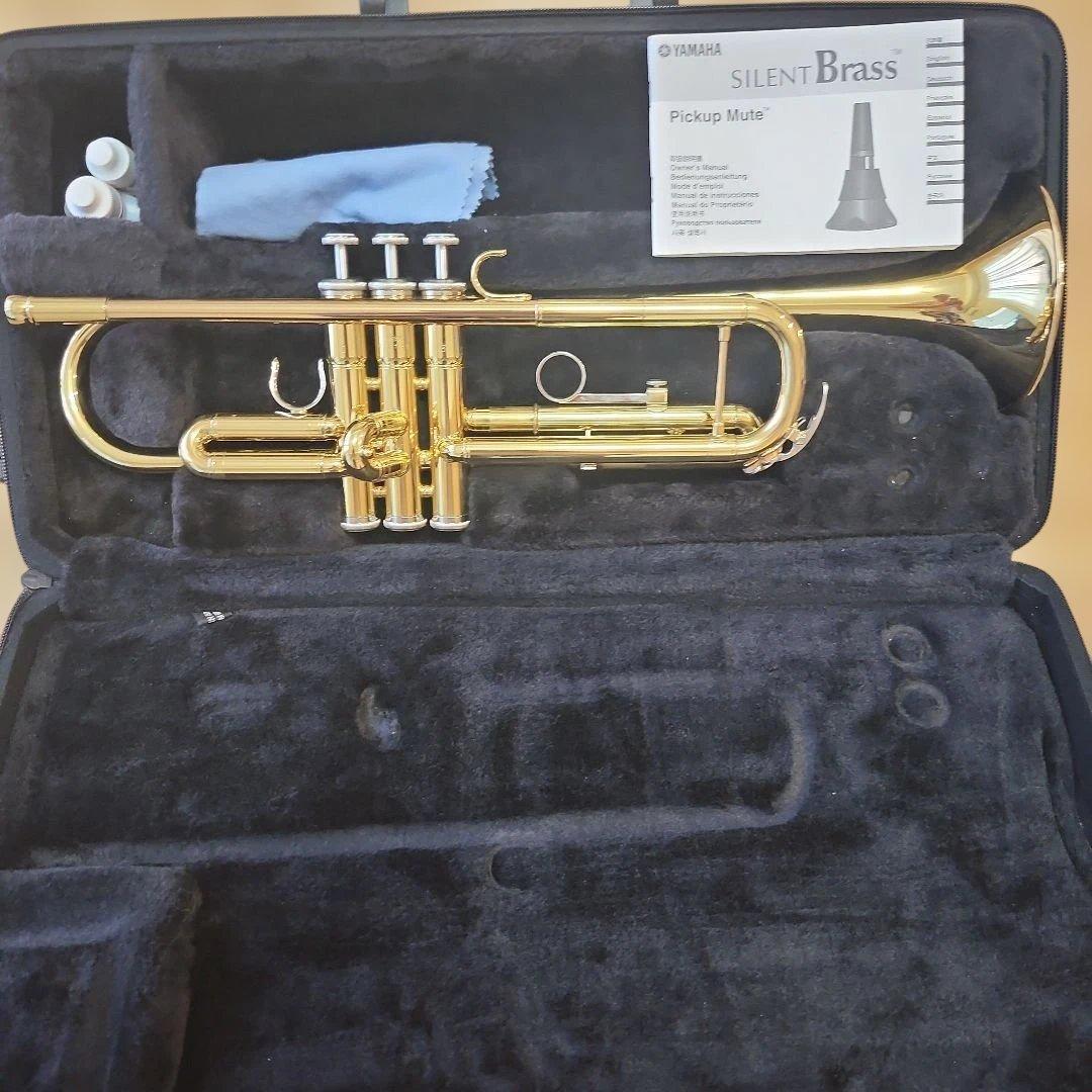 Yamaha YTR-3335 トランペット　+　サイレントブラス