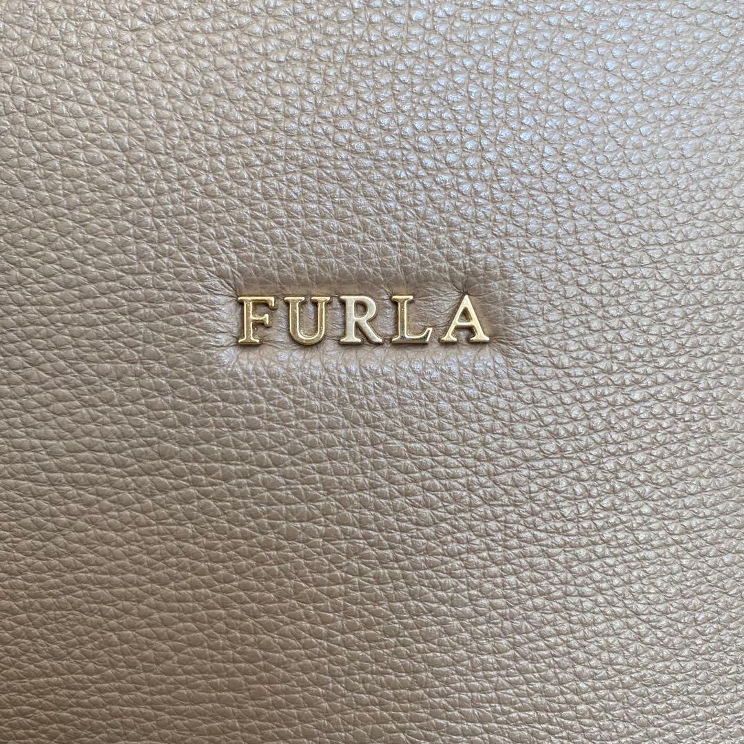 バッグ FURLA college