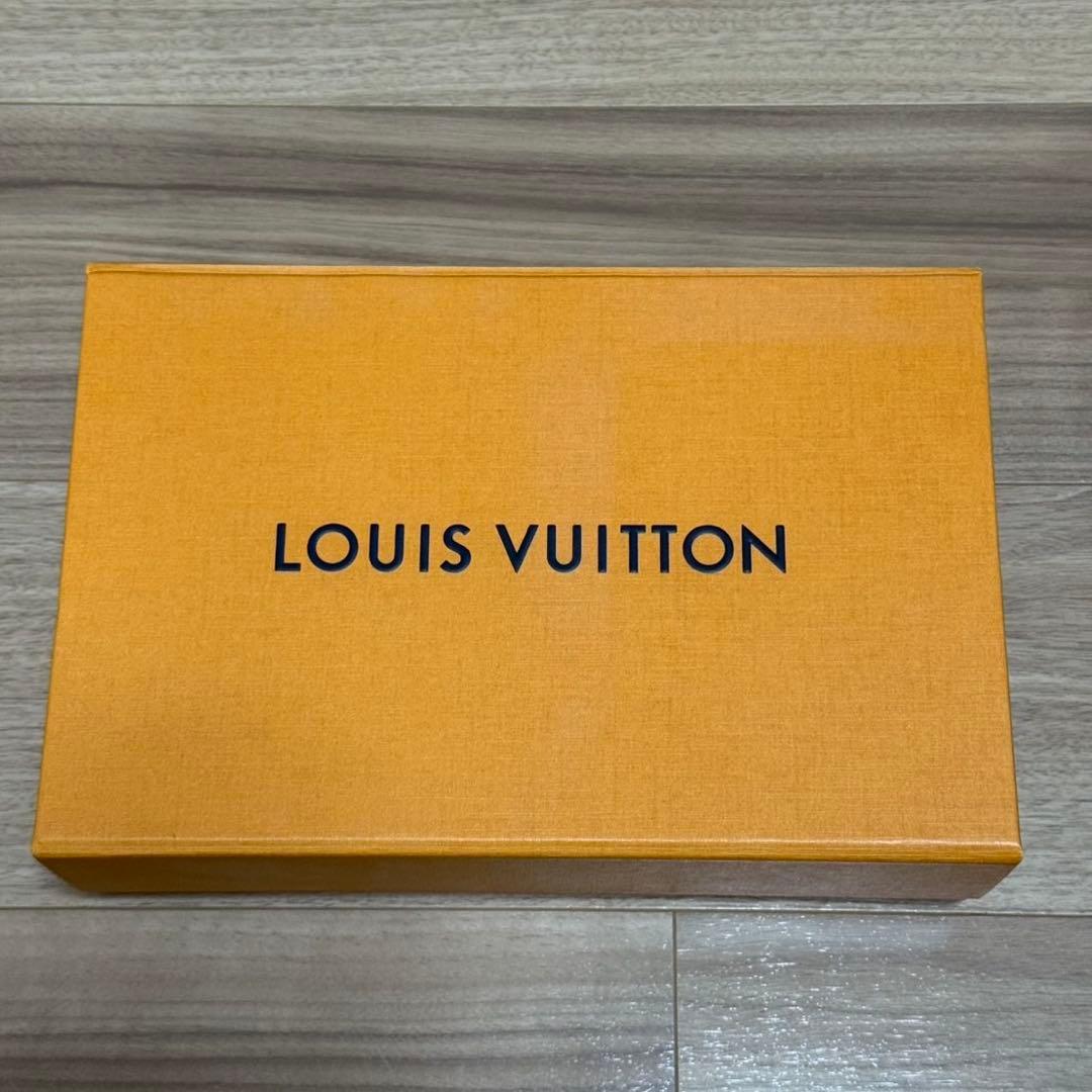 【希少・限定品】ルイヴィトン　クラッチバッグ デニム ライトブルー マルチカラー