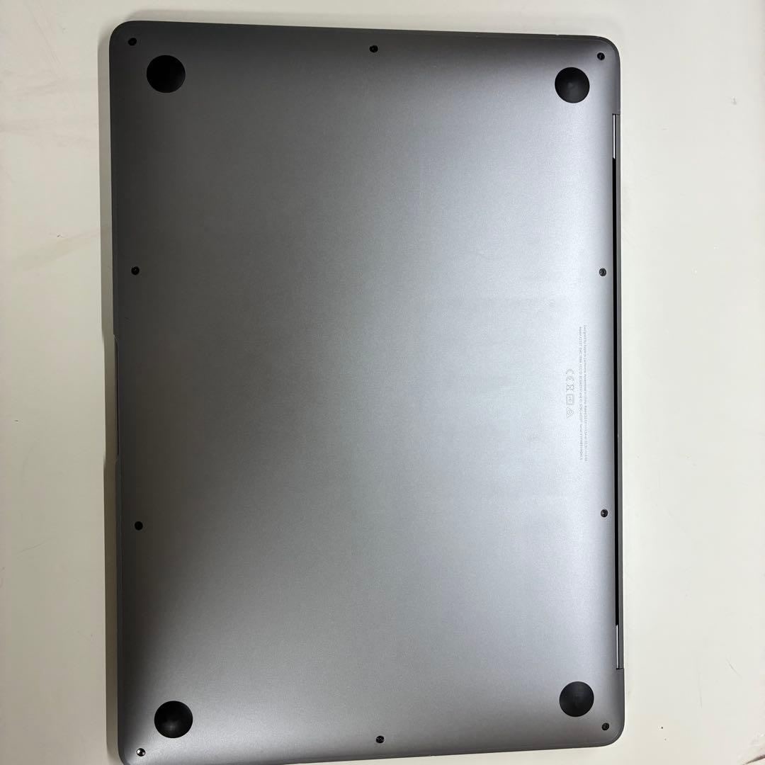 MacBook Air M1 スペースグレー