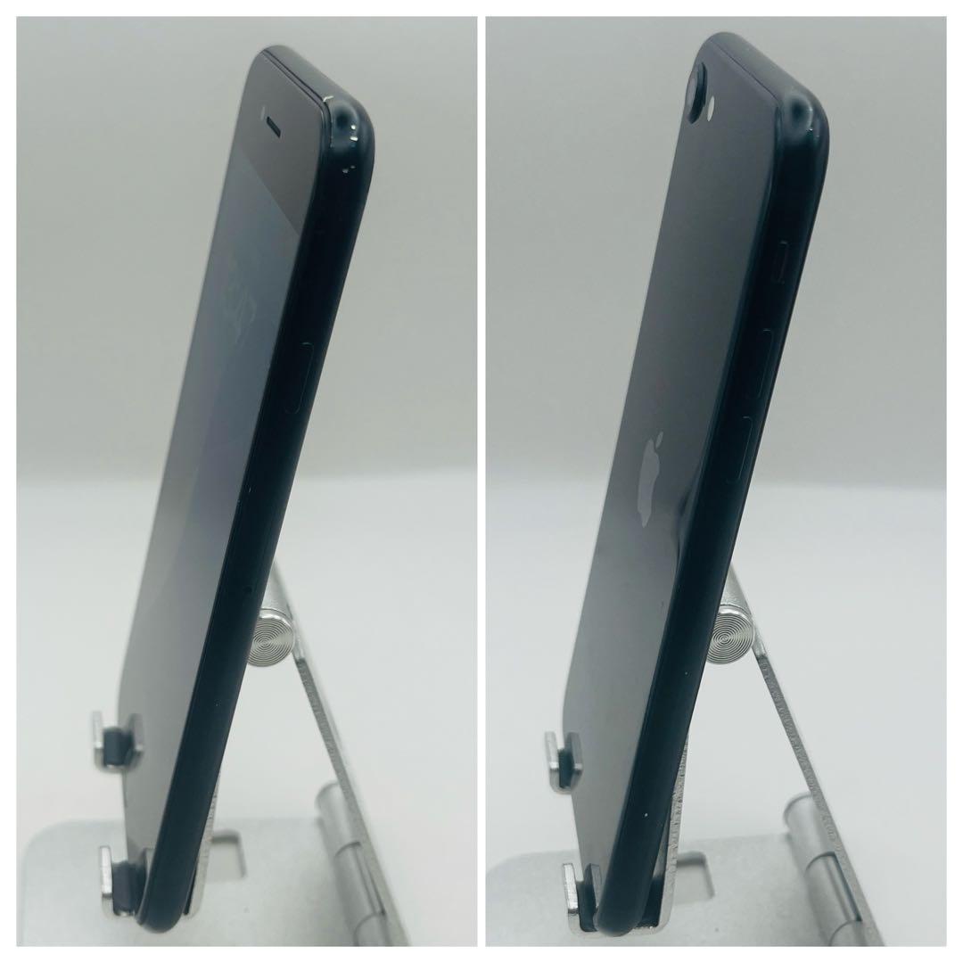 iPhone SE 3 64GB SIMフリー バッテリー100%