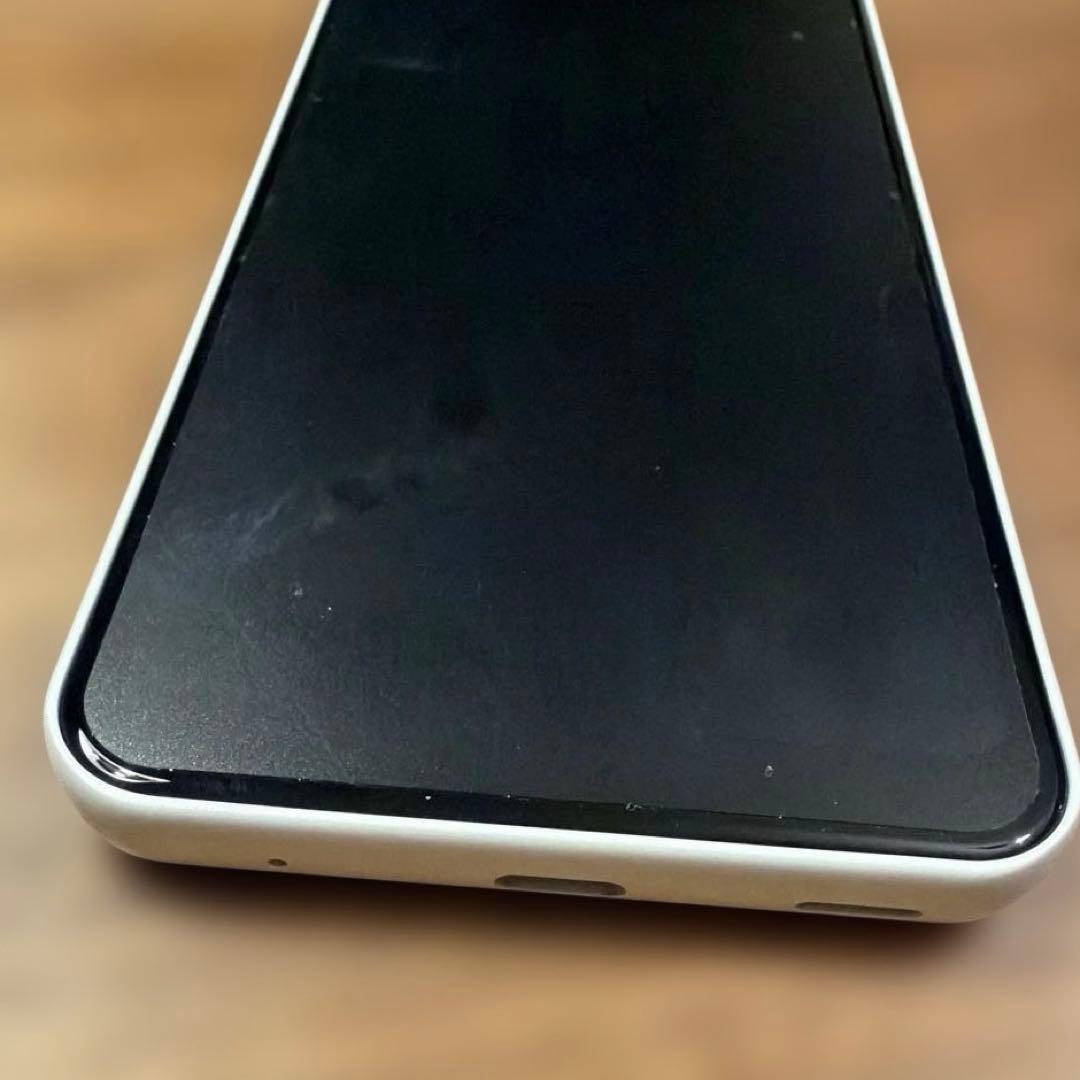 Docomo スマートフォン arrows F-51B ホワイト 本体のみ