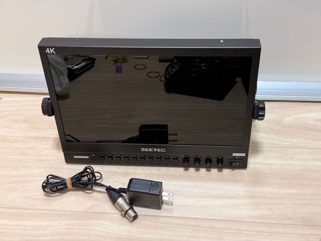 SEETEC 4K モニター 本体 新品 動作確認済み