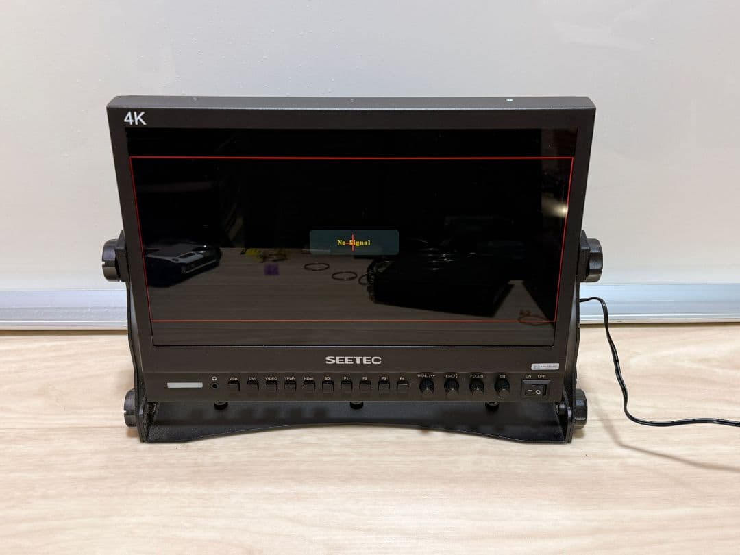 SEETEC 4K モニター 本体 新品 動作確認済み