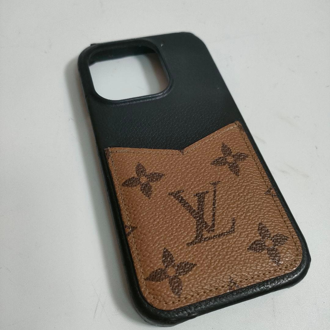 ルイヴィトン iPhone バンパー 15 PRO M82889 モノグラム