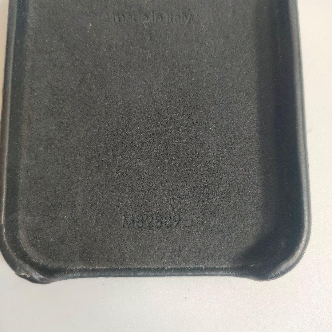 ルイヴィトン iPhone バンパー 15 PRO M82889 モノグラム