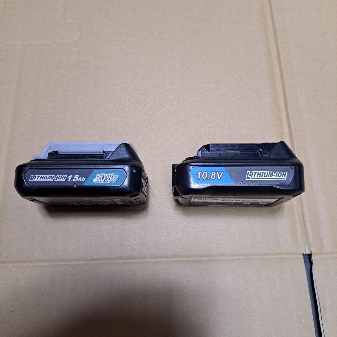 マキタ充電式クリーナー(ハンディ掃除機)CL107FD充電器バッテリー2個セット