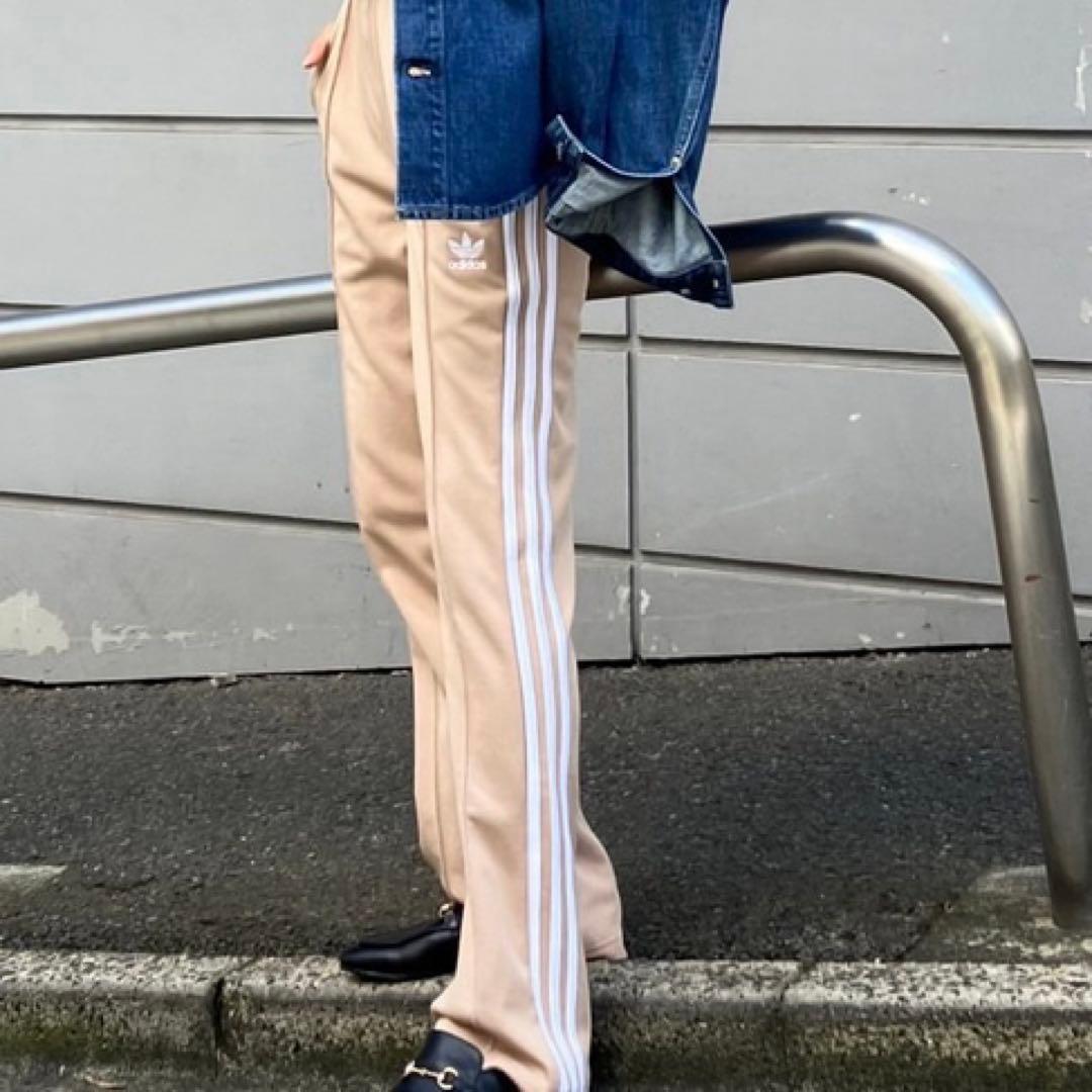 ブ*チ様 adidas アディカラー　70s トラックパンツ　ベージュ