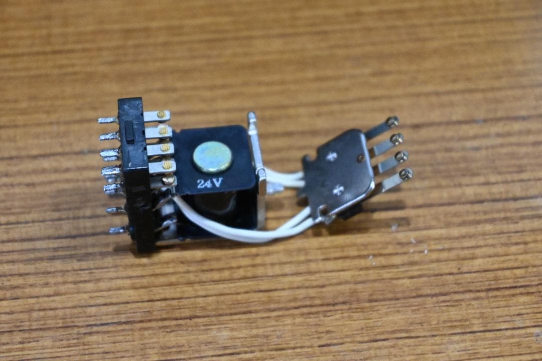 Ｓａｎｓｕｉ　ＡＵ－Ｄ６０７Ｆextra　【整備済み　動作品　美品】