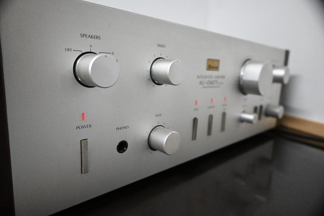 Ｓａｎｓｕｉ　ＡＵ－Ｄ６０７Ｆextra　【整備済み　動作品　美品】