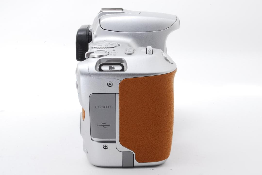 Canon Kiss X9 シルバー Wi-Fi搭載 レンズセット 三脚付