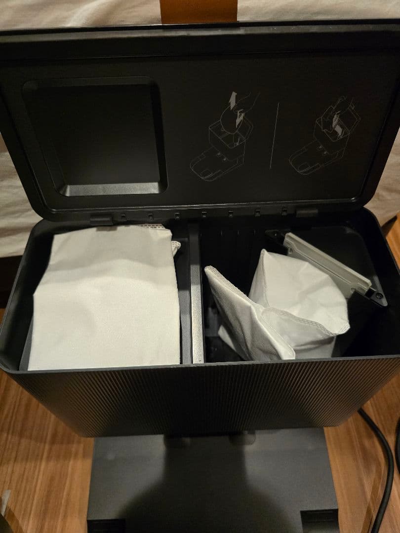 ルンバ j7+ アイロボット 自動ゴミ収集機付き