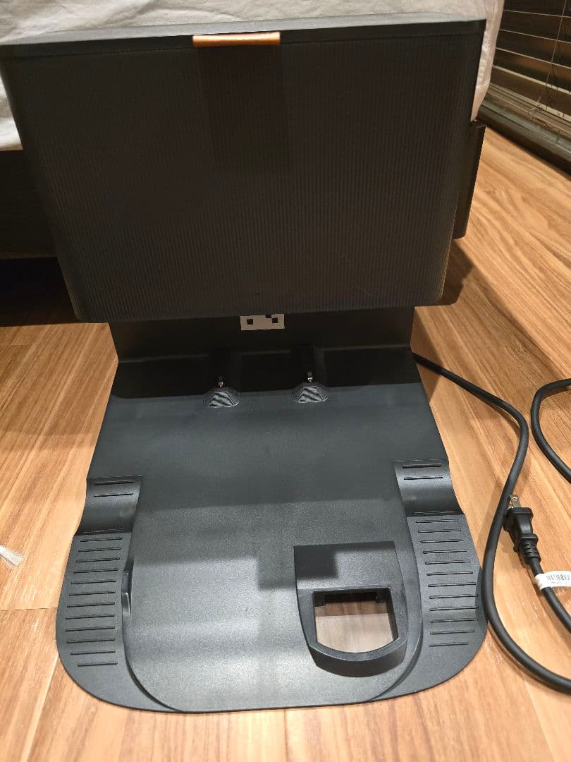 ルンバ j7+ アイロボット 自動ゴミ収集機付き