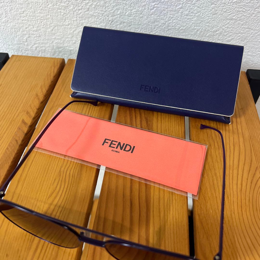 FENDI サングラス