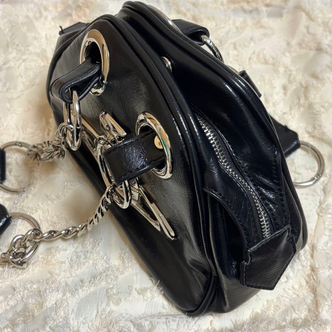 Vivienne Westwoodレザー ビッグ オーブ ショルダーバッグ