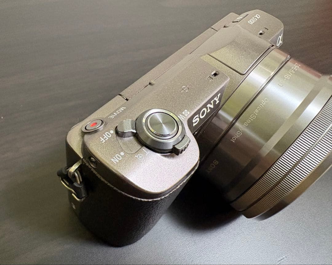 SONY α5100 ダブルズームレンズ デジタル一眼レフ 本体とレンズ