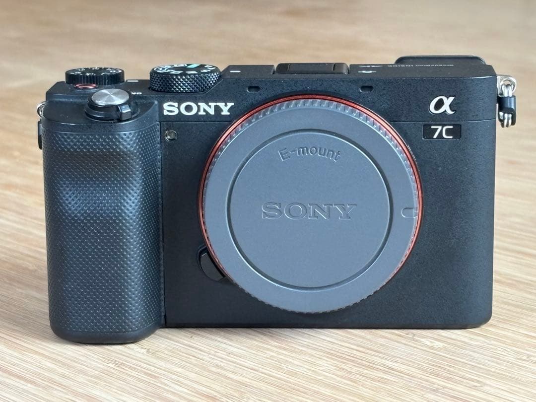 SONY α7C フルサイズミラーレス一眼 （予備バッテリー付）